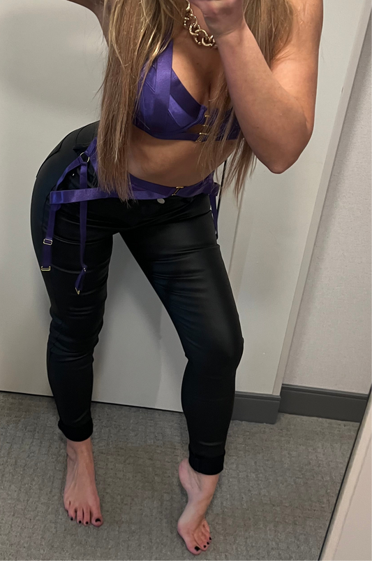 60 minutes Private Subspace Session with Goddess Hekate of Boston (IRL)